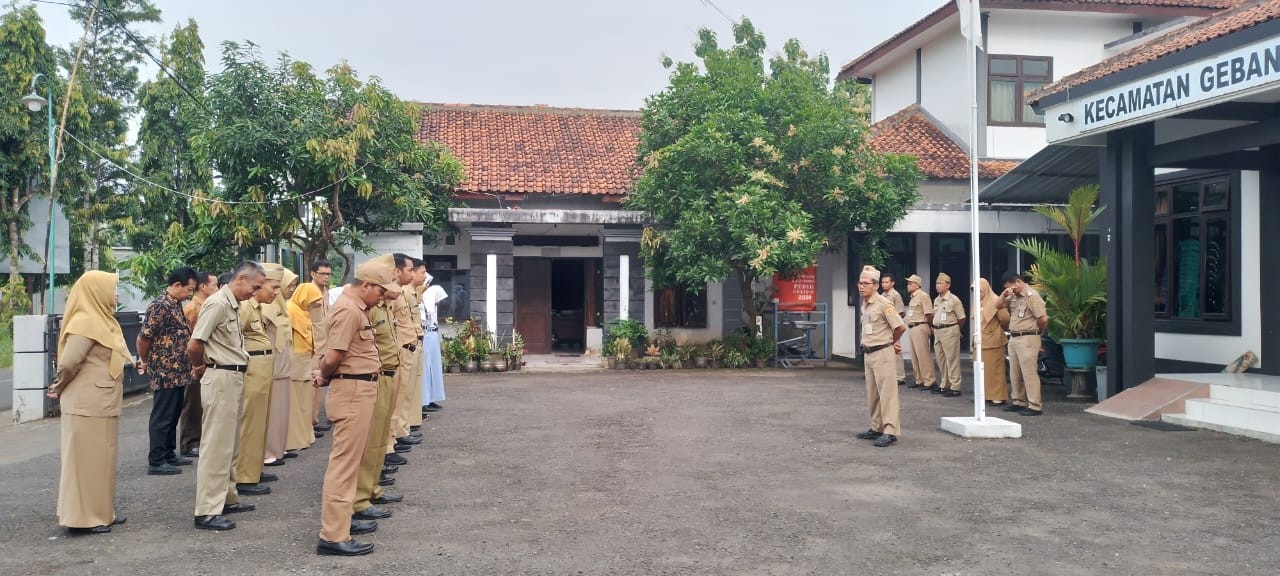 Giat Apel Pagi Gabungan Kecamatan Gebang dan Kelurahan Lugosobo