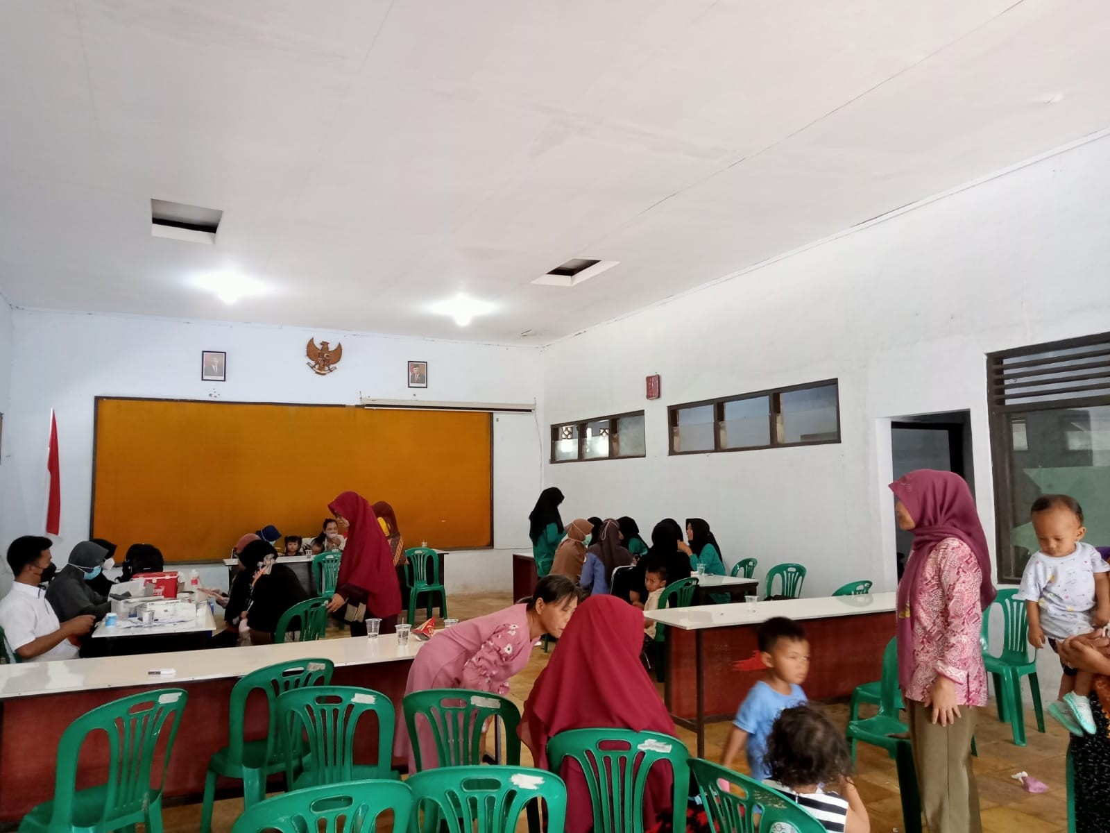 MONITORING BULAN IMUNISASI ANAK NASIONAL (BIAN) DI KELURAHAN LUGOSOBO