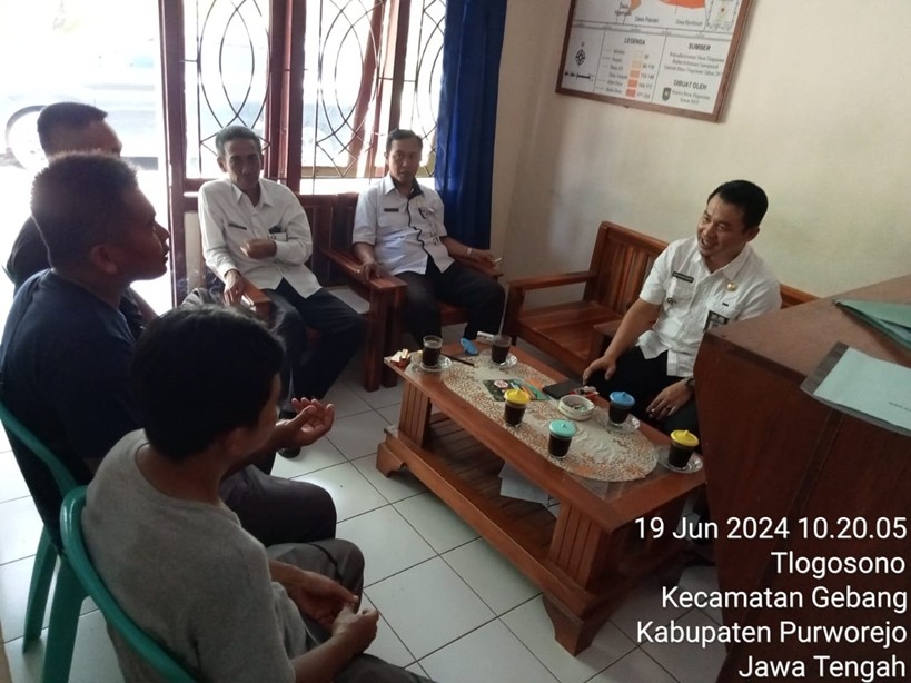 CAMAT GEBANG MONITORING DAN INTENSIFIKASI PBB TAHUN 2024 DI DESA TLOGOSONO KECAMATAN GEBANG