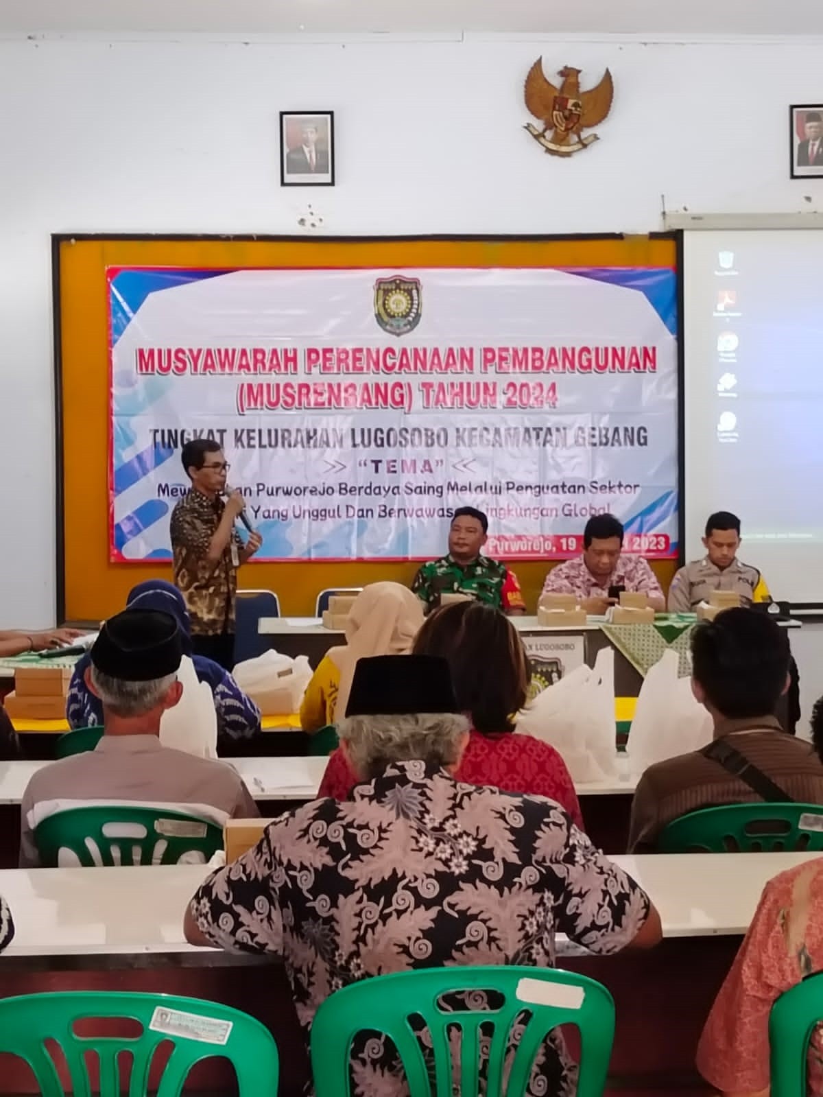 SERAP ASPIRASI WARGA, LURAH LUGOSOBO SELENGARAKAN MUSRENBANG TAHUN 2024