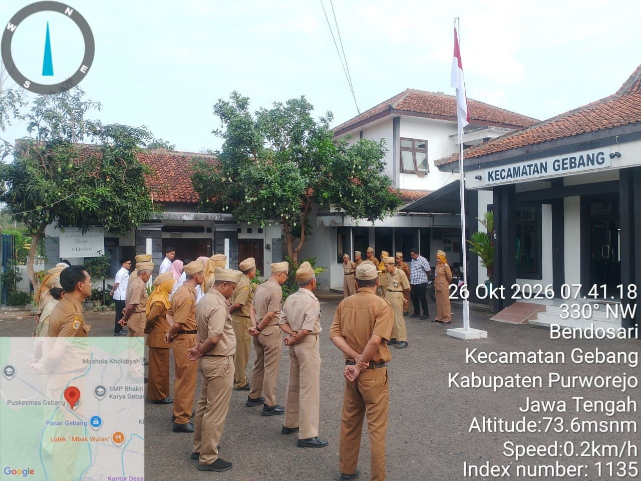 Apel Pagi Kecamatan Gebang Diwarnai Pamit Purna Tugas Sekretaris Kelurahan Lugosobo